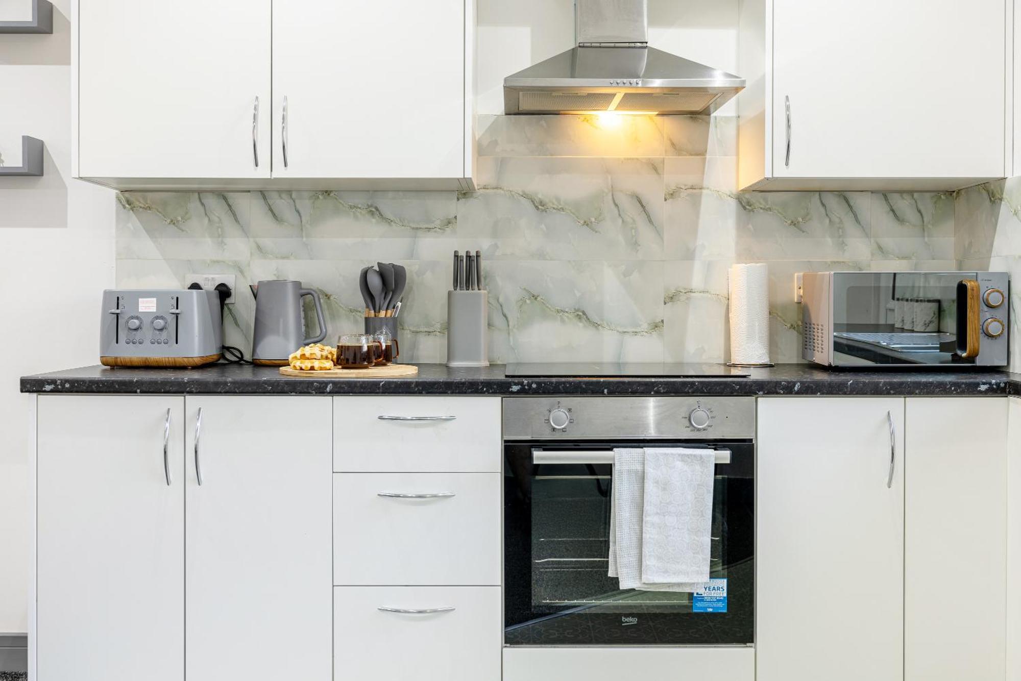 Rnm - Upgraded Business Stay For Travelling Contractors, All Amenities, Private Access Entire Place, Kitchen & Washroom, Smart Tv, Easy Access, Parking Nearby Cradley Heath Exterior foto